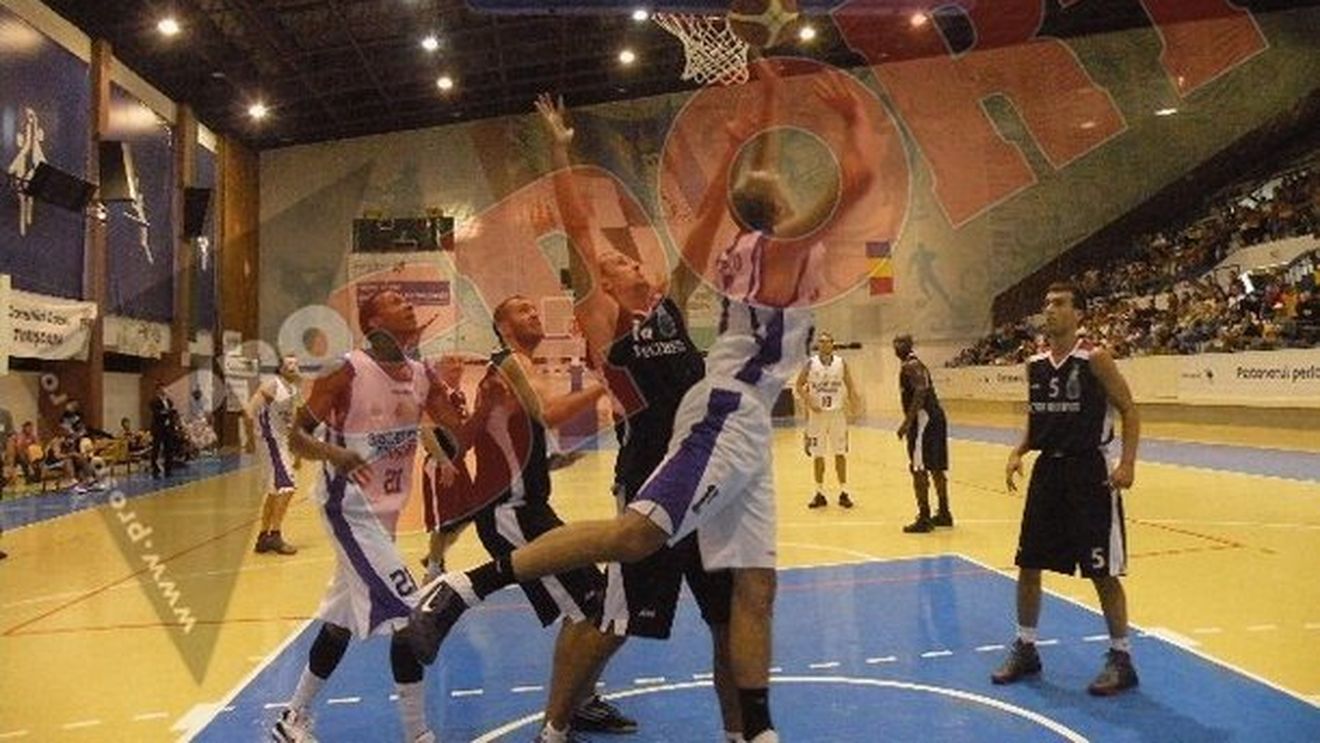 "Leii" au fost mai energici!** BC Timișoara - Energia Rovinari 91-75 (37-40)