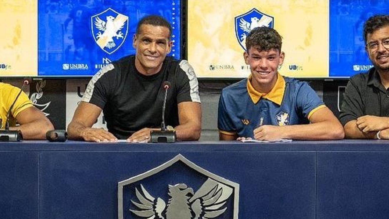 Încă un urmaș al lui Rivaldo în fotbal. Clubul cu care a semnat fiul fostului campion mondial, fratele lui Rivaldinho