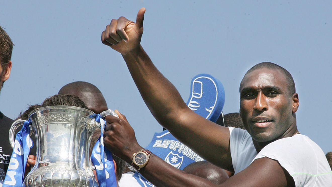 Sol Campbell: "Depunctați cluburile cu suporteri rasiști!"