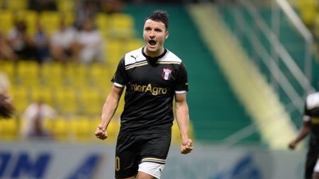 Budescu, ridicat în slăvi de Șumudică: "Nu știu dacă am antrenat vreodată un jucător mai bun decât el". Ce spune mijlocașul despre transferul la Steaua