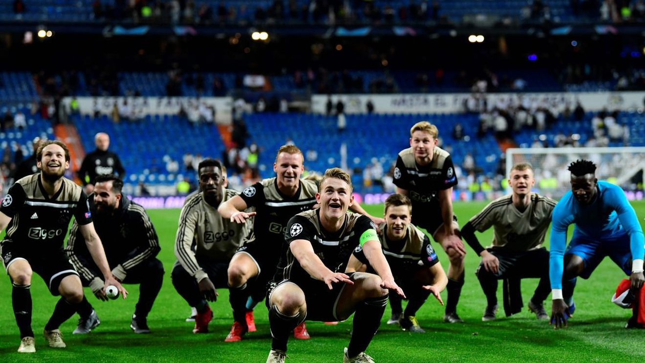 Barcelona se grăbește să arunce cu banii pentru "a doua minune a lui Ajax". Transferul intră în linie dreaptă, directorul sportiv al lui Ajax recunoaște: "Este următorul pe care-l vom vinde". Suma pentru care se face mutarea