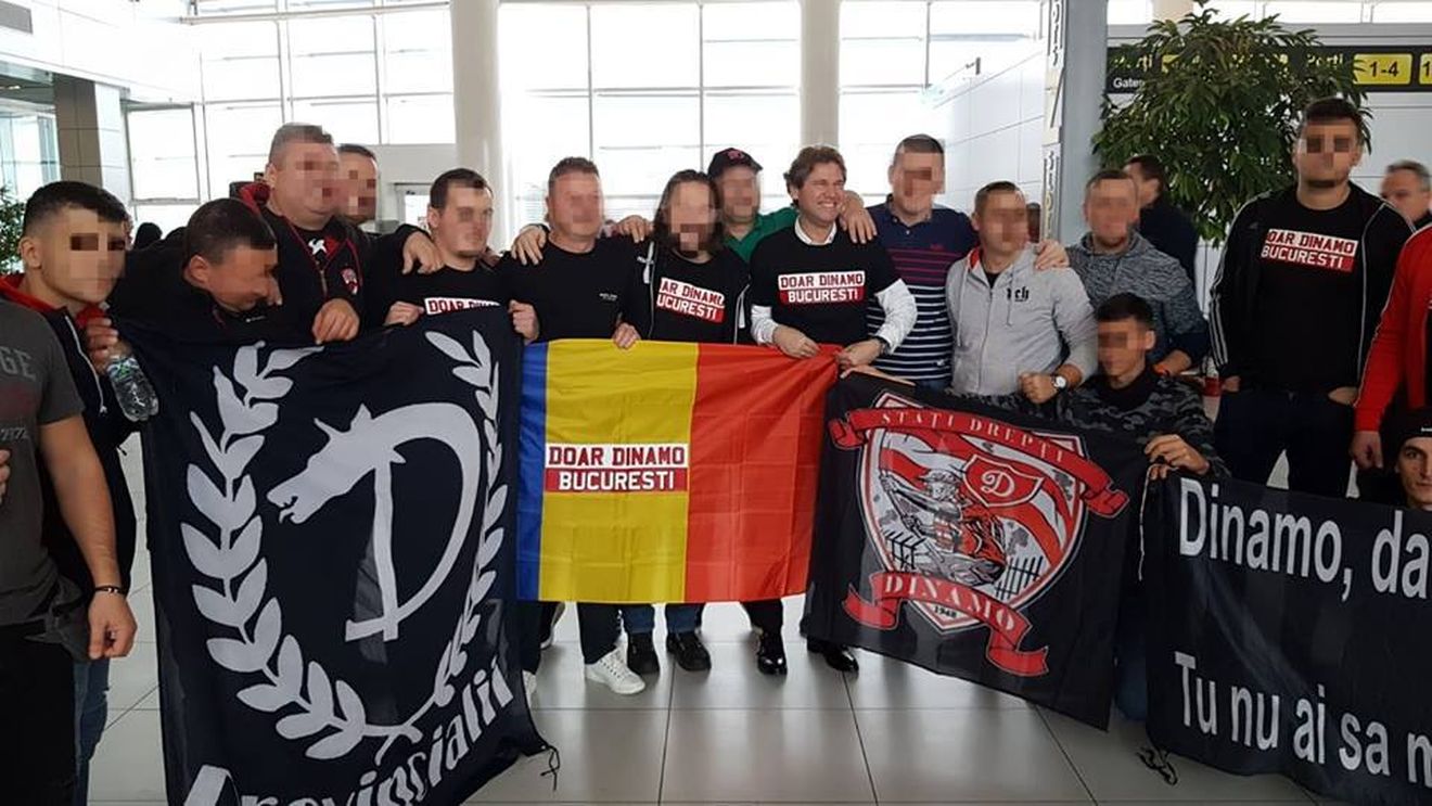 VIDEO | Super-imagini cu fanii dinamoviști alături de Florin Răducioiu și Dario Bonetti! Ce au cântat "câinii" împreună cu antrenorul italian :)