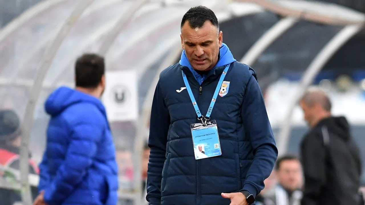 Toni Petrea, resemnat după U Cluj - Chindia 2-0: „Nu prea arătăm că merităm să rămânem în Liga 1! Nu prea avem șanse nici la baraj”