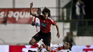 VIDEO Amendat pentru că a simulat un penalty!