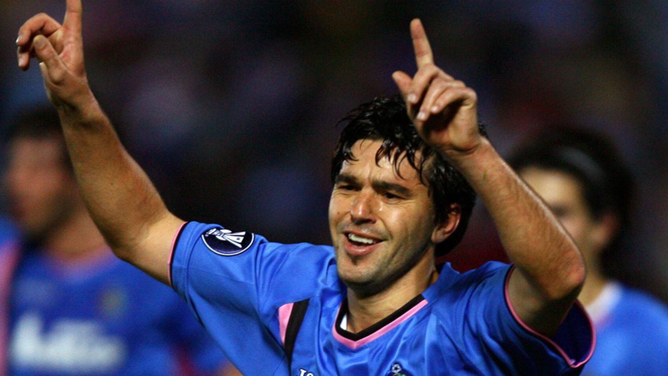 Everton îl vrea pe Contra