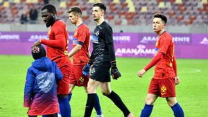 Anunțul zilei la FCSB: „Până vine el, Andrei Vlad are timp să-și dea licența de portar!” Numele lui Florin Niță, tot mai pronunțat la echipa lui Gigi Becali