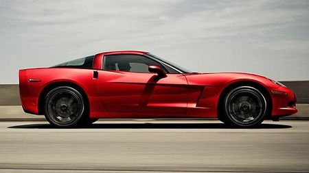 Prea rapide pentru "copii"! **Noul sponsor le-a oferit mașini fantastice jucătorilor lui United, Ferguson le-a interzis să le conducă