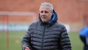 Ce veste pentru Șumudică! Bugetul pe care se va baza Kayserispor în sezonul viitor e astronomic. Anunțul bașkanului turc