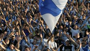 Peluza Sud** Craiova: „Veniți la stadion!"