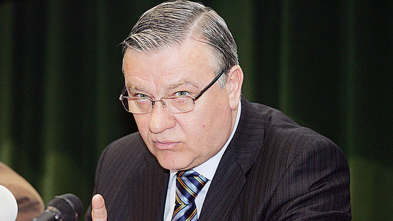 Sandu: "Becali este influențat!"