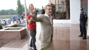 "Revoluție portocalie" în Ghencea**:) "Vreau să fac la Steaua ce a făcut Lucescu la Șahtior"