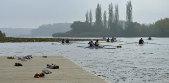 Se întâmplă în România, pe lacul milionarilor: „Și-au făcut autostradă pe apă”