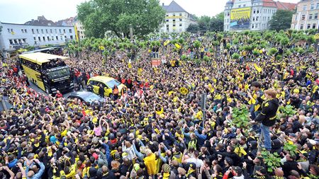 Cod galben-negru!** Impresionant: fanii lui Dortmund invadează Londra. Câți suporteri și-au manifestat intenția de a merge la finala Ligii Campionilor