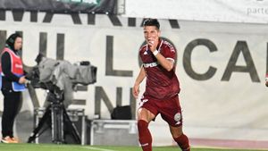 Mesajul lui Alex Dobre pentru coechipieri, staff-ul Rapidului și suporteri: „Asta vă promit!”. Cum a reușit să devină Jucătorul Etapei în Superliga după votul tribunelor. EXCLUSIV