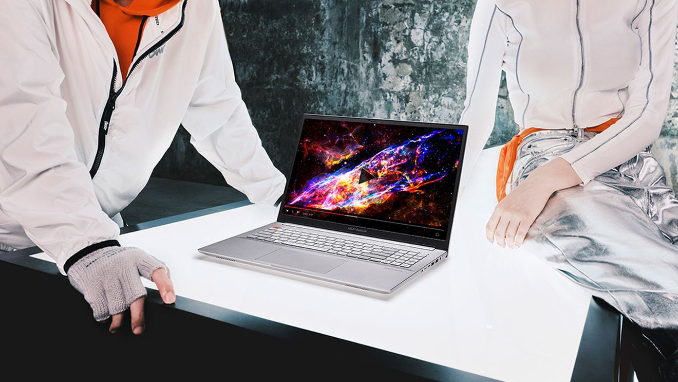 ADVERTORIAL | ASUS Vivobook Pro 14X OLED: portabilitatea care ia prin surprindere