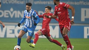 Universitatea Craiova - Oțelul Galați 2-1, în etapa 27 din Superligă. Oltenii revin pe primul loc după ce au suferit din plin pentru cele trei puncte! Mirel Rădoi bifează a patra victorie consecutivă