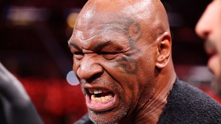 E convins că l-ar fi „omorât” pe Mike Tyson într-o luptă de stradă: „Dacă am apucat să pun mâna pe el, s-a terminat”