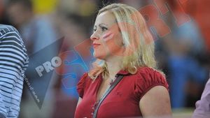 Rapid oferă femeilor și copiilor sub 14 ani tricouri cu inscripția** "Singuri împotriva tuturor" la meciul cu FCM Tg. Mureș