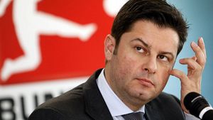 "Datoriile echipelor englezești ruinează fotbalul"