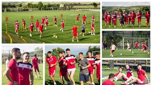 FC Hermannstadt s-a reunit cu 20 de jucători pentru a pregăti participarea în Liga 1! Marius Măldărășanu a lipsit de la primul antrenament. Cele două noutăți ale sibienilor și absenții