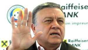 Sandu: "Austria joacă modest! Îi batem în ambele manșe"