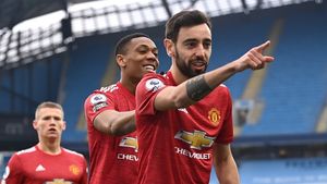 Presa engleză caută cu disperare motivele pentru care Manchester United a pierdut finala Europa League, la loteria penaltiurilor! Cum și-ar fi „îngropat” starul Bruno Fernandes echipa