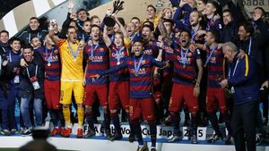 "Dubla" lui Suarez și golul lui  Messi aduc catalanilor al treilea trofeu la CM al Cluburilor. River Plate - Barcelona 0-3. Performanță unică pentru argentinian: a marcat în toate cele trei finale