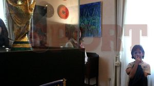 FOTO** Cupa Mondială e la București!