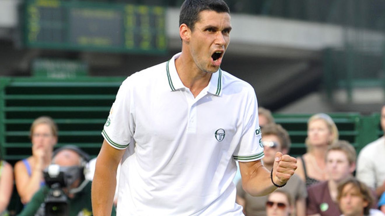 INCREDIBIL **Hănescu, bănuit de legături cu mafia pariurilor, după ce a pierdut cu Brands!