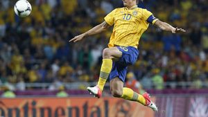 UNICUL Ibrahimovic scrie istorie la propriu!** Verbul "zlatanera" a devenit neologism în limba suedeză! Ce înseamnă