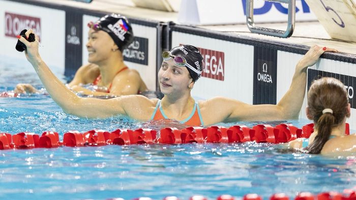 Record mondial fabulos la 100 metri liber feminin. Kate Douglass e prima înotătoare din istorie care coboară sub 50 de secunde!