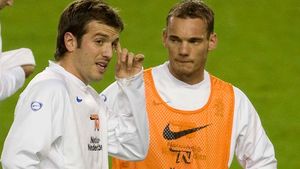 Sneijder: "Van der Vaart vrea să vină la Real Madrid"