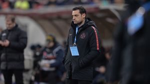 Mihai Teja: "Așa vreau să arate echipa pe teren!". Cum a ajuns Hora să bată penalty-ul, cazul Gnohere și o primă explicație pentru "dispariția" lui Stoian: "Asta e problema pe care o are, dar cred că am greșit și eu"
