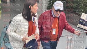 Magnații Ion Țiriac și Horia Ciorcilă, prezențe VIP la Paris. Momentul istoric cu Rafa Nadal, văzut din lojele de sute de mii de euro de la Roland Garros. EXCLUSIV