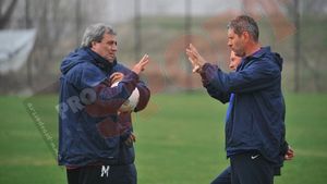 Stoichiță a susținut primul antrenament de la revenire!** Becali a ținut o cuvântare la finalul ședinței de pregătire, flancat de MM și Narcis