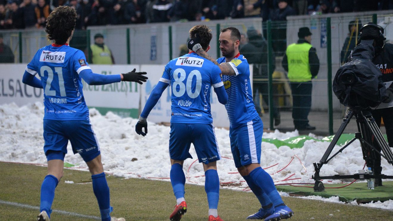 Autocorect fail! FOTO | Gafă amuzantă pe contul de facebook al unei echipe din Liga 1: "Anamaria duce scorul la 1-2" :)