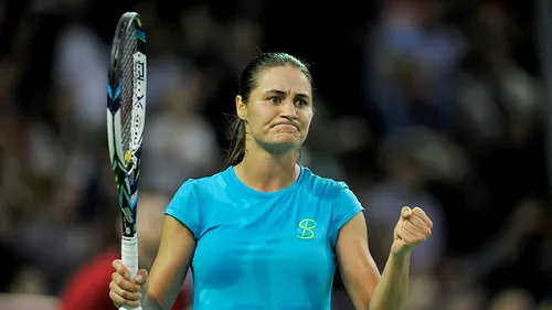 Niculescu n-a putut trece de Radwanska. Monica a pierdut în două seturi și a fost eliminată de la Montreal