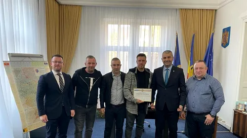 Mihai Pintilii, diplomă de excelență din partea prefectului Județului Hunedoara: „L-am premiat pe sportivul care a performat și în Valea Jiului” | FOTO