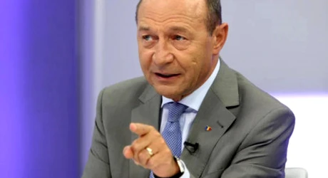 Călin Georgescu jubilează. Băsescu aruncă bomba în România: E târziu!