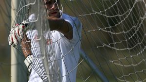 Coman: "Mi-a fost greu să nu pot juca pentru Rapid"