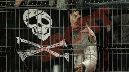 Niculae: "Mi-era dor de tribuna rapidistă! Rezultatul e echitabil!"