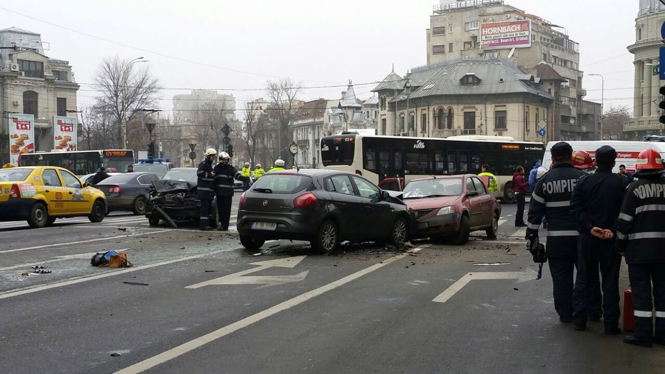 Accident grav în centrul Bucureștiului, la Piața Romană! Două persoane au murit și șase au fost rănite. FOTO | Primele imagini