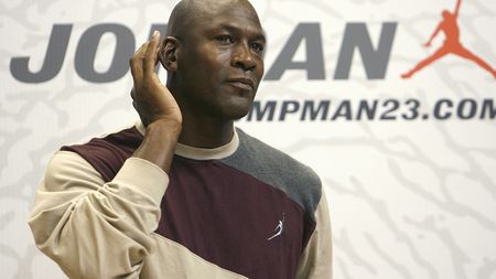 Vaccinul divizează lumea baschetului american! Marele Michael Jordan îl contrazice pe LeBron James: „Eu cred în știință" + Ce se întâmplă cu Kyrie Irving