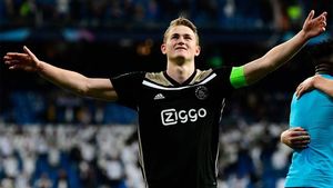 Barcelona flutură steagul alb. Nu îl mai vrea pe De Ligt. Bartomeu s-a enervat și a cedat 