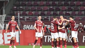 Atacantul care a făcut senzație pentru Rapid e la un pas de transferul vieții, la un club legendar din Premier League