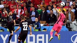 Nici acum n-a greșit Tătărușanu, experților? Cristian Scutariu, despre decizia pe care Iordănescu trebuia să o ia după primul meci

