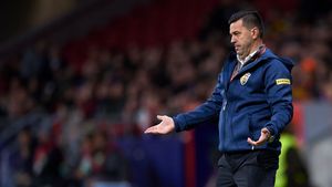 E gata! Cosmin Contra și-a găsit echipă și un nou contract „suculent”