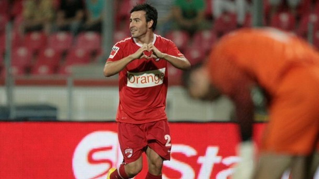 Becali: "Să vorbim mai mult despre fotbalistul Adrian Cristea" | Sandu: " Cristea e fotbalist?!"