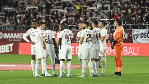 CFR Cluj se pregătește să mai vândă un jucător. „Sunt discuții!” Unde ar putea ajunge atacantul și câți bani cere Neluțu Varga