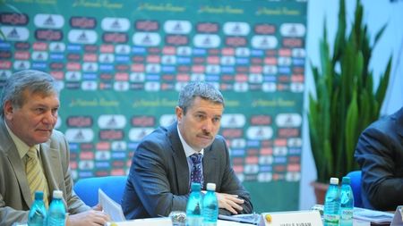 Vasile Avram urmează "modelul Crăciunescu": fostul șef al CCA vrea să fie repus în funcție și să-i fie plătite restanțele salariale